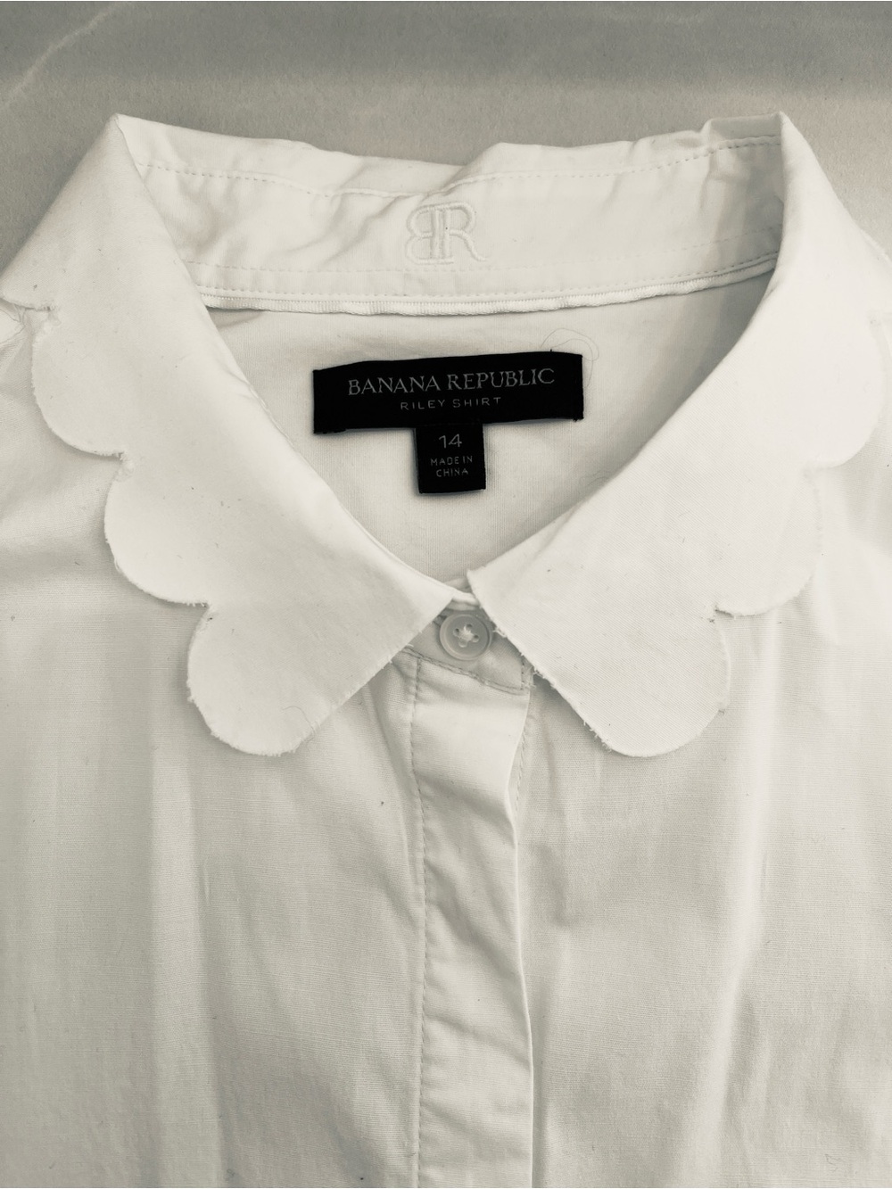 BR🍌All White Riley Shirt with Scallop Trim